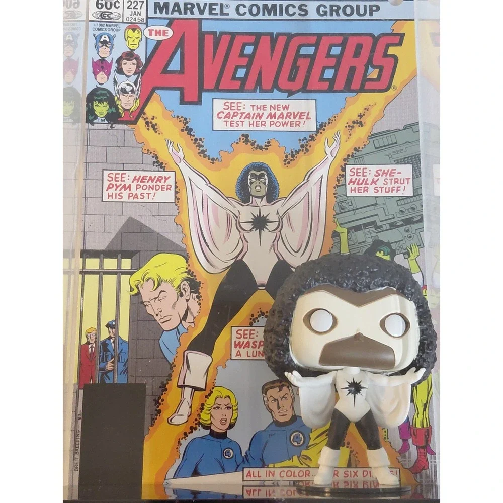 Funko Pop Comic Covers Captain Marvel Monica Rambeau Avengers #227 Exclusive